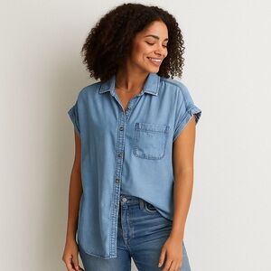 American Eagle chambray shirt small medium wash jean tshirt top tee